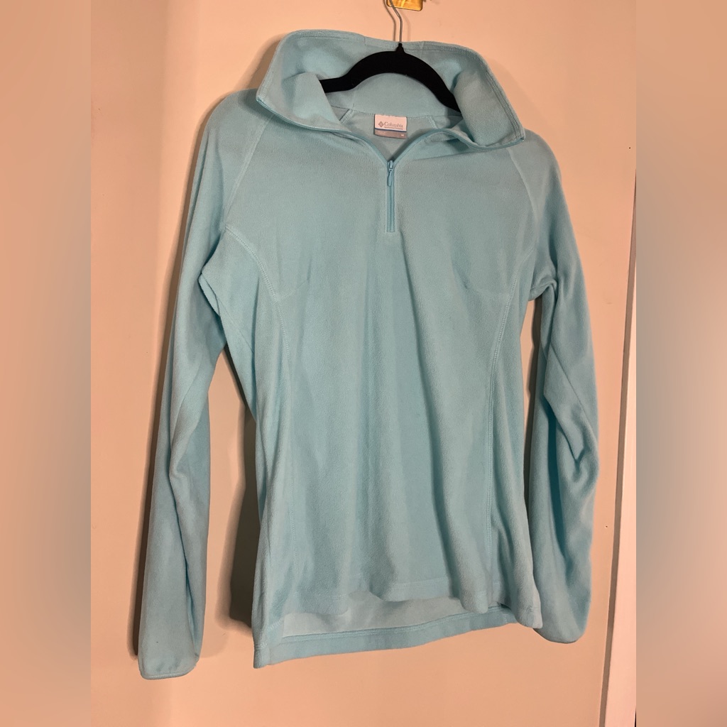 Women's Light Blue Fleece Pullover